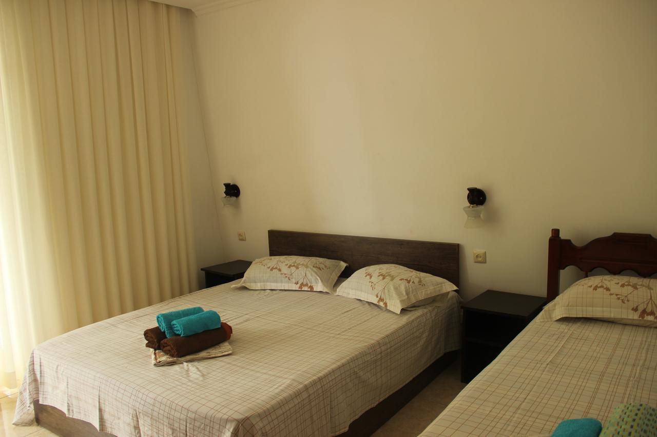 Badu Guest House Kvariati Exterior photo