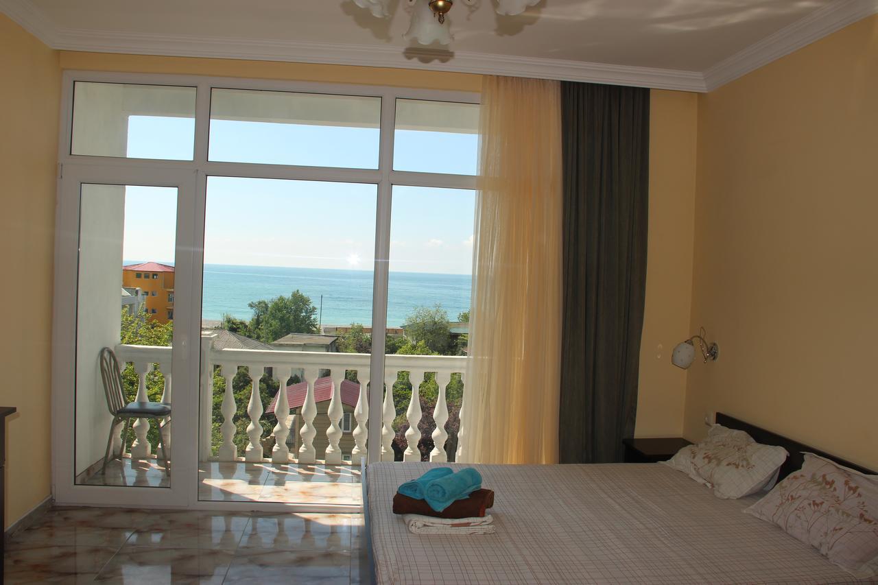 Badu Guest House Kvariati Exterior photo