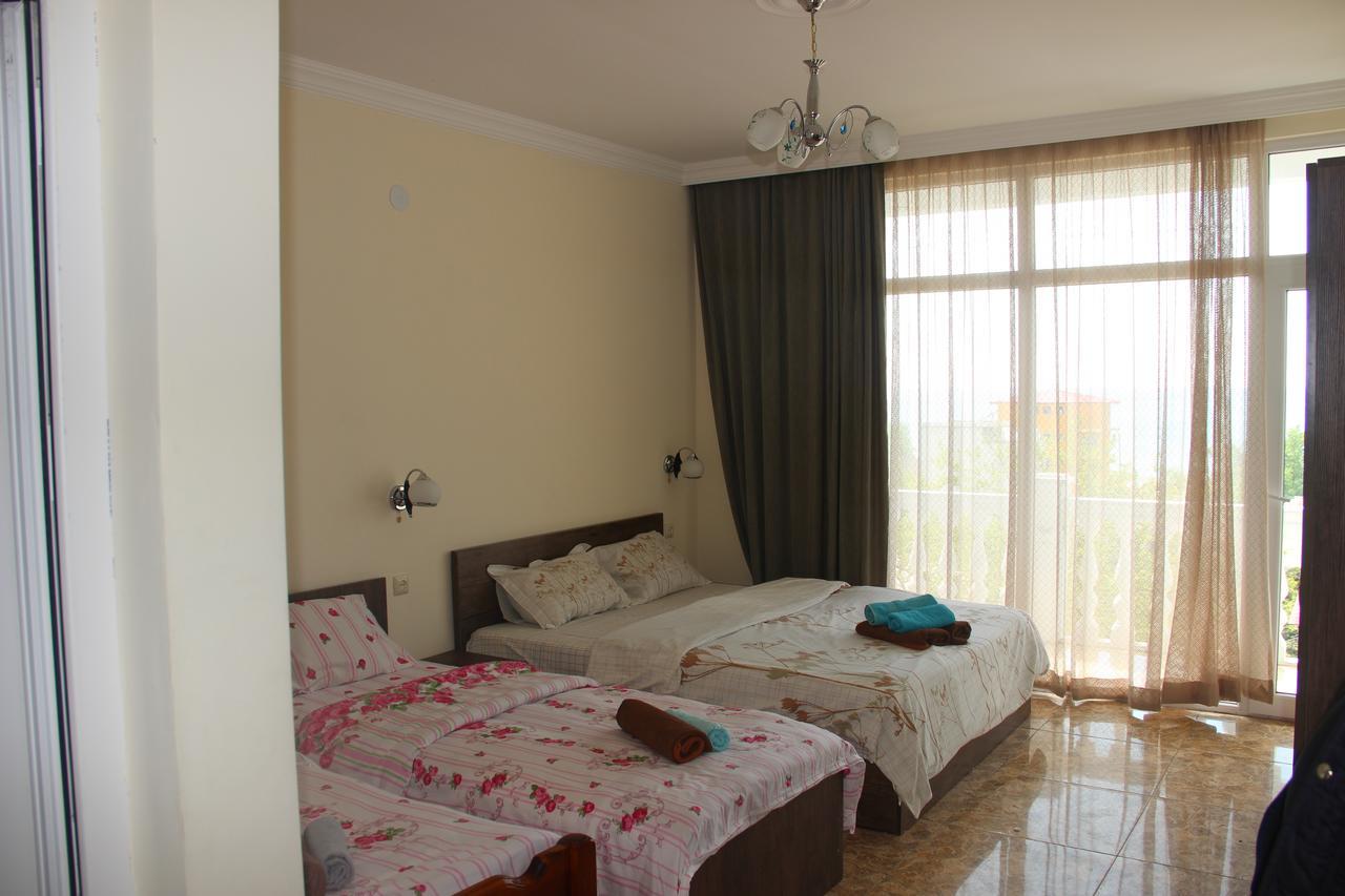 Badu Guest House Kvariati Exterior photo